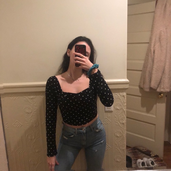 Honey Fable Black polka dot crop top - Picture 3 of 6